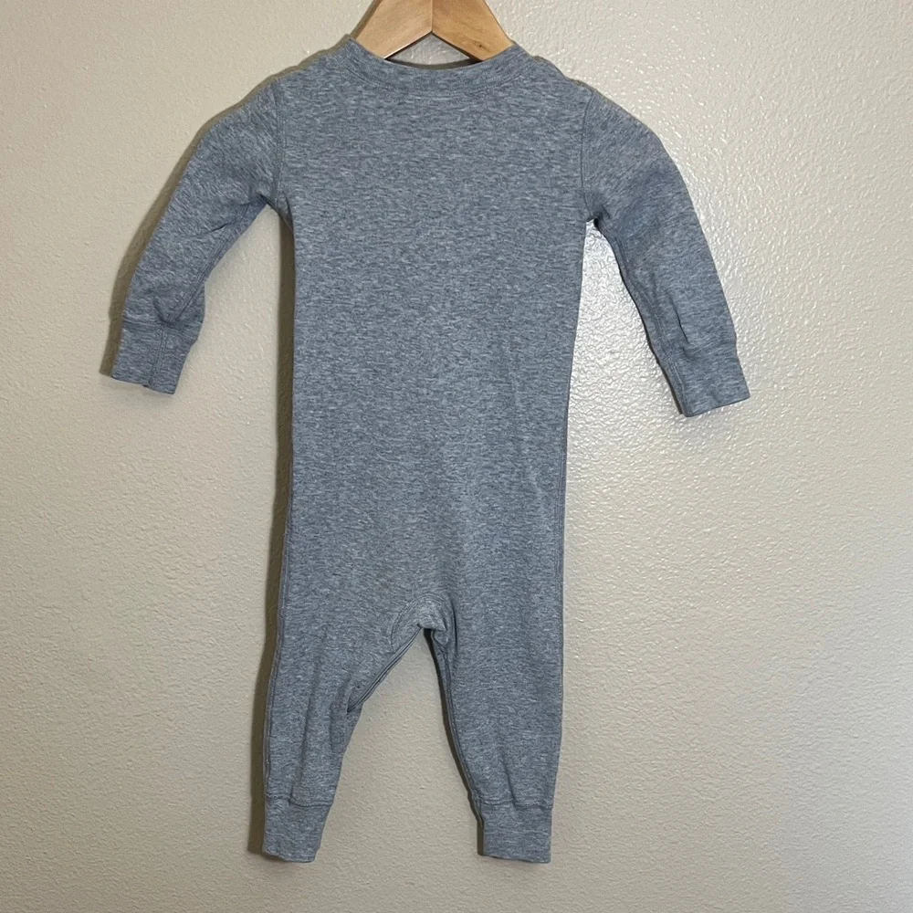 Hanna Andersson Gray Organic Cotton One Piece Pajamas